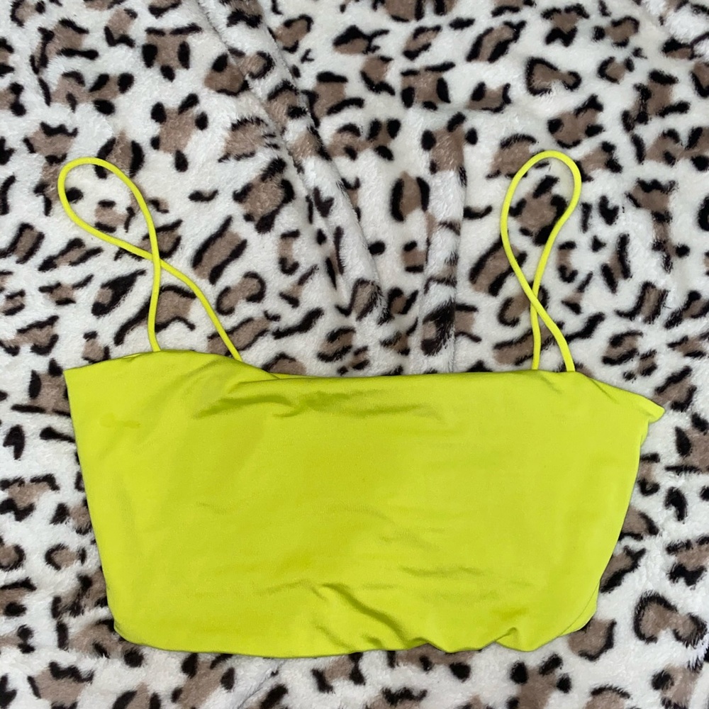 Crop top bundle - Picture 3 of 8